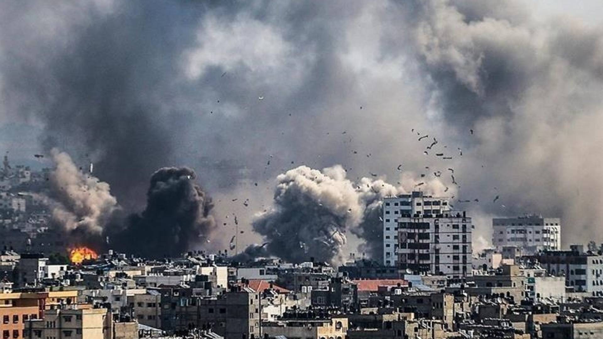 مع استمرار خروقات الهدنة.. 3 شهداء وغارات مكثفة للاحتلال على غزة