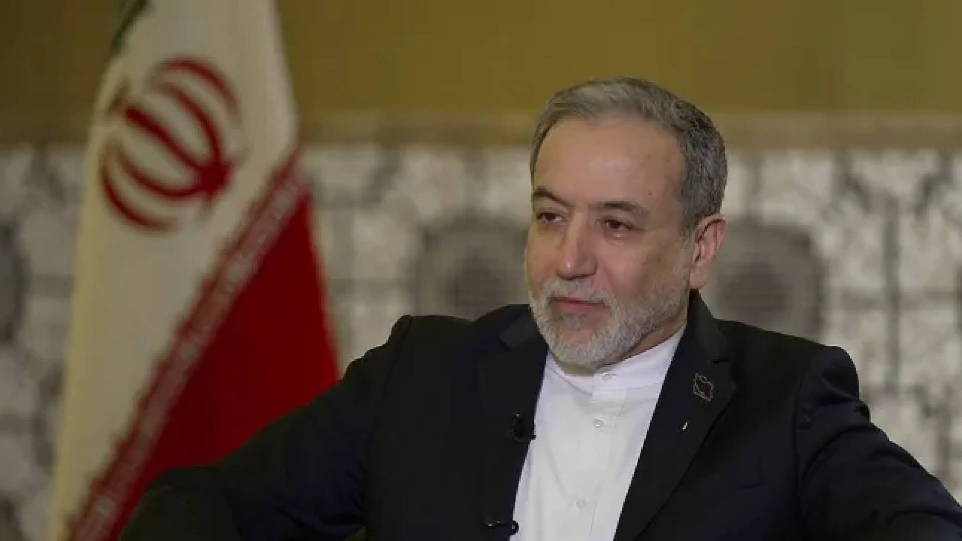 لا صواريخ على طاولة مسقط".. عراقجي يحسم الجدل: "مفاوضاتنا نووية فقط"