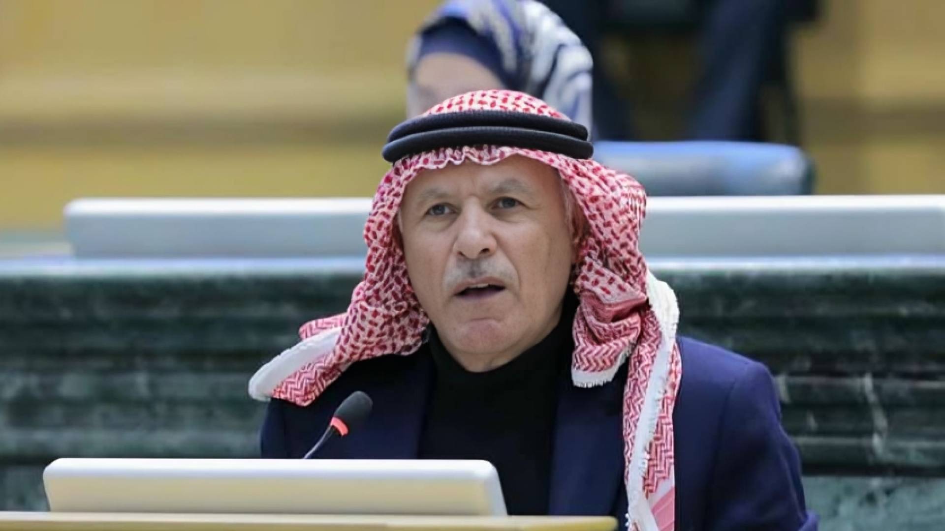 نجل النائب صالح العرموطي يوضح لـ"رؤيا أخبار" الحالة الصحية لوالده..فيديو