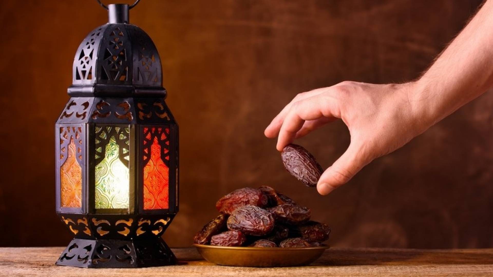 بين "المجدول" و"الزهدي".. دليلك الصحي لاختيار نوع التمر المناسب في رمضان