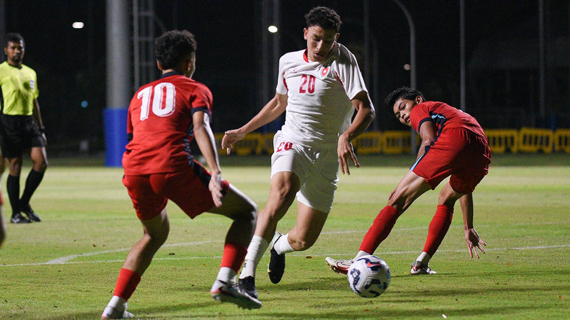 منتخب الشباب يختتم معسكر سنغافورة تحضيرا لغرب آسيا