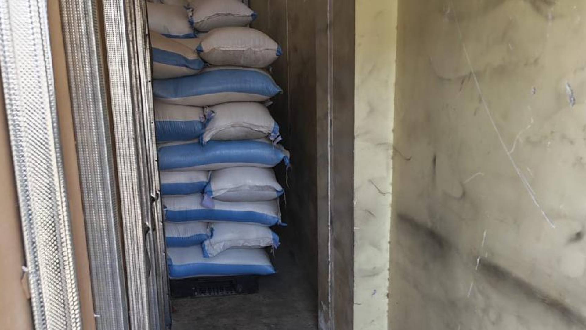 الغذاء والدواء تغلق 4 مستودعات مواد غذائية في منطقة ماركا