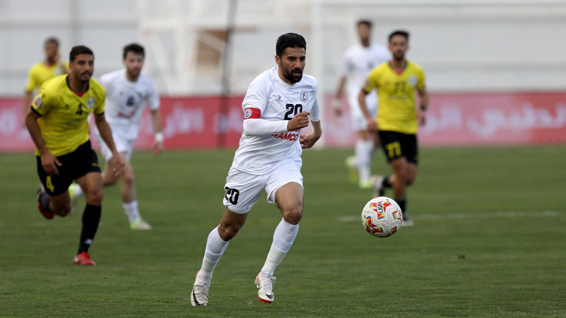 صراع الصدارة يشتعل .. الأسبوع الـ16 من الدوري ينطلق الخميس