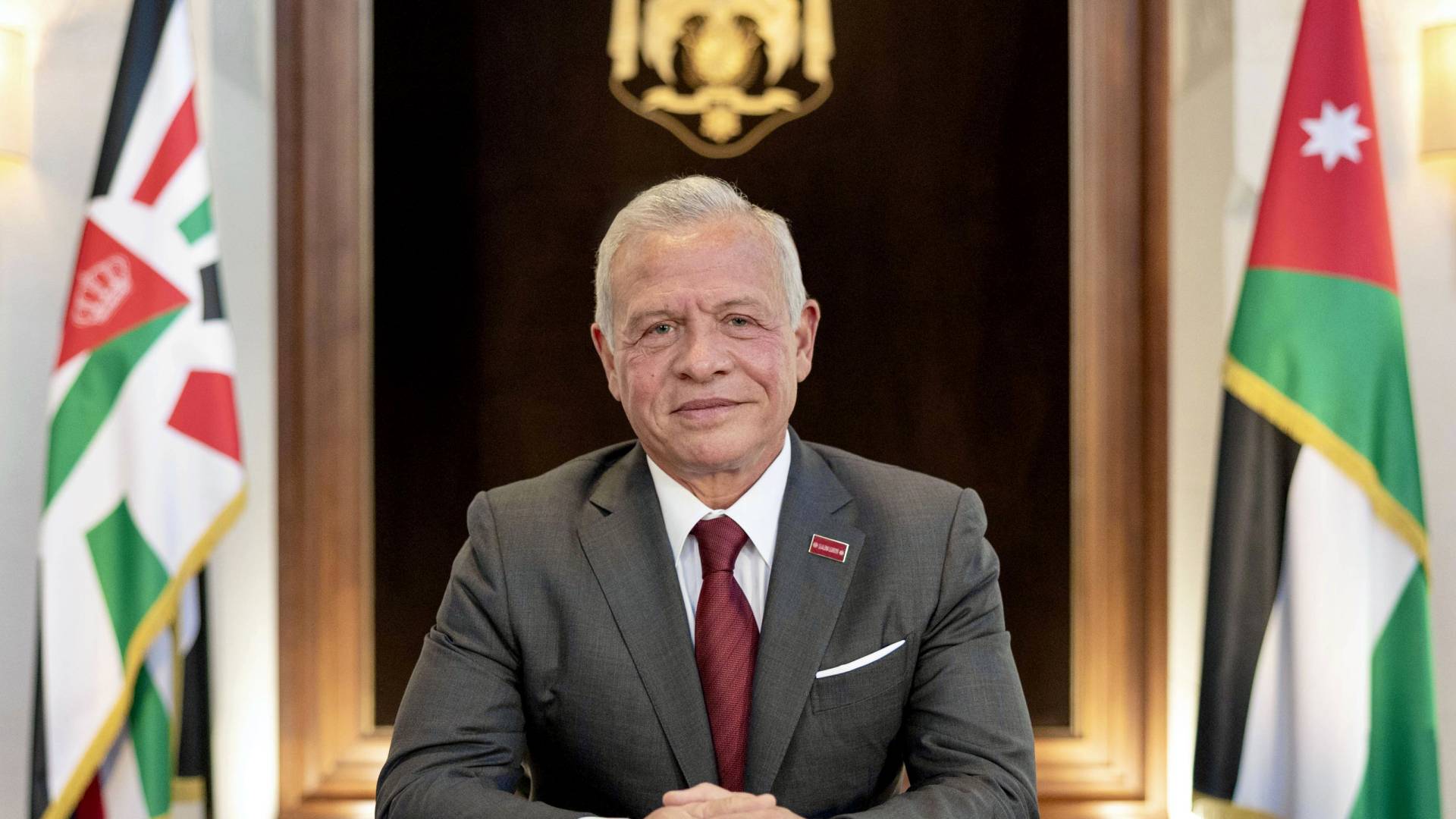 الملك يهنئ خادم الحرمين الشريفين بذكرى "يوم التأسيس" للمملكة العربية السعودية