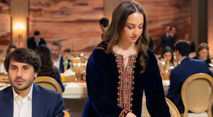 جلالة الملك عبدالله الثانية رفقة العائلة الملكية