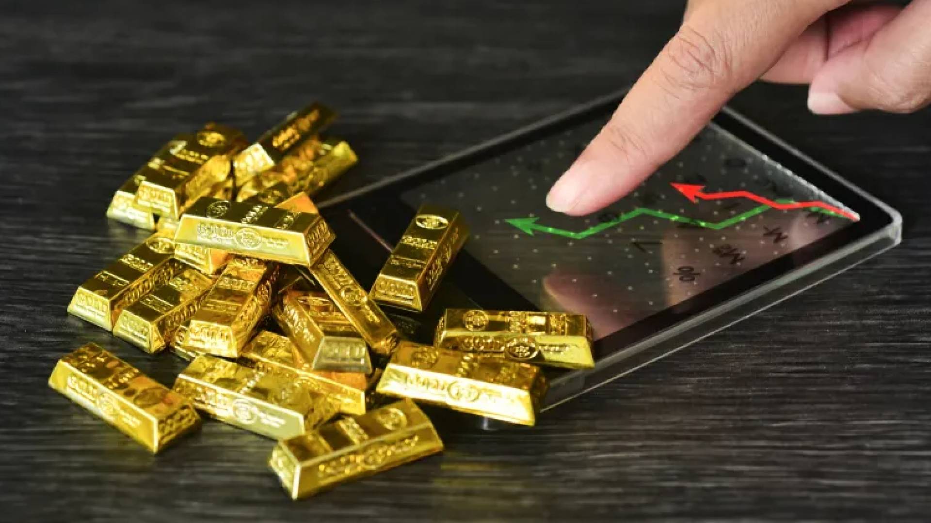 الذهب يكسر حاجز الـ 5200 دولار هبوطا مسجلا 5,190.29 دولارا للأونصة عالميا