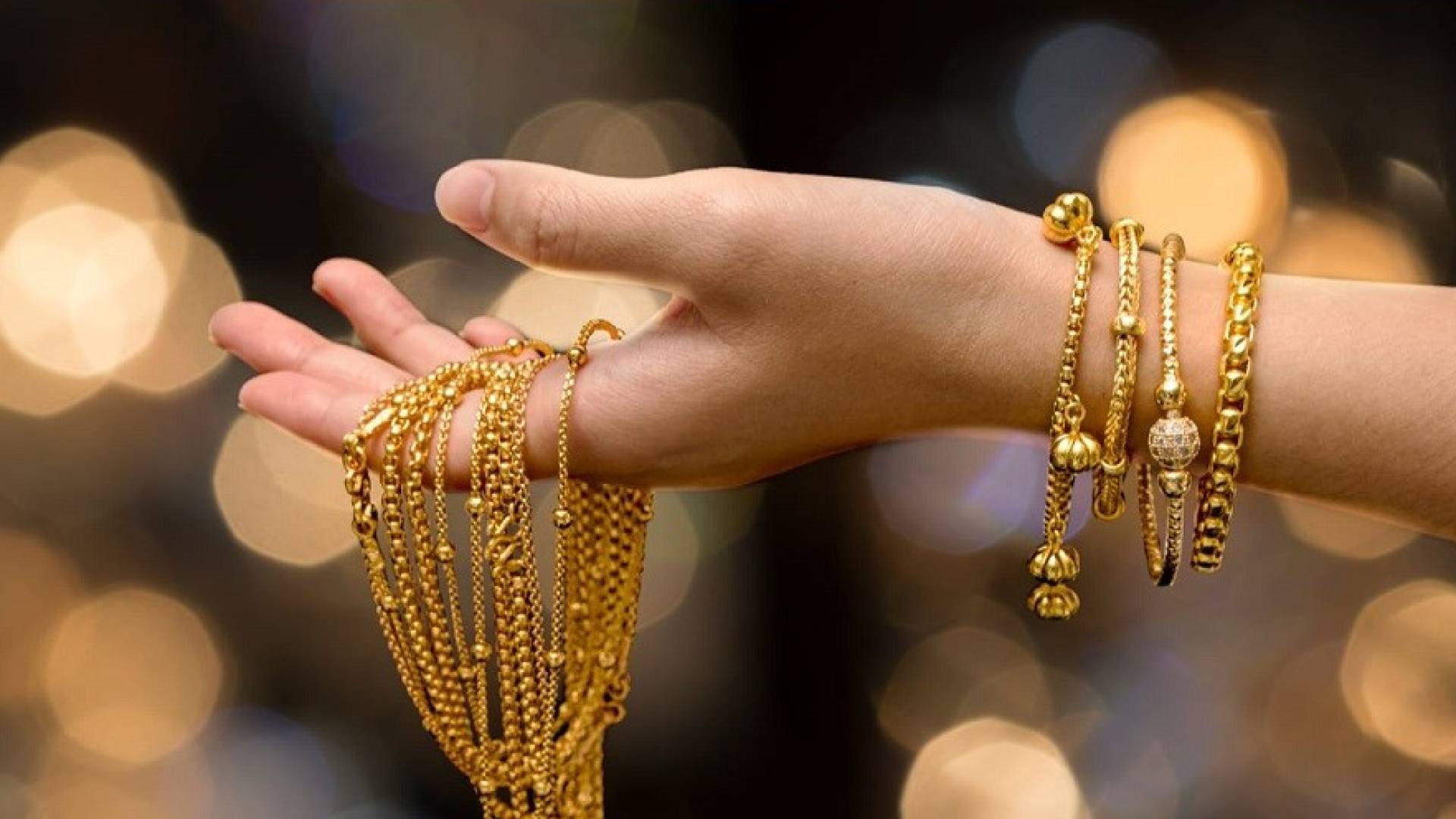 سوق الذهب القطري ينتعش.. تعرف على أسعار العيارات والسبائك