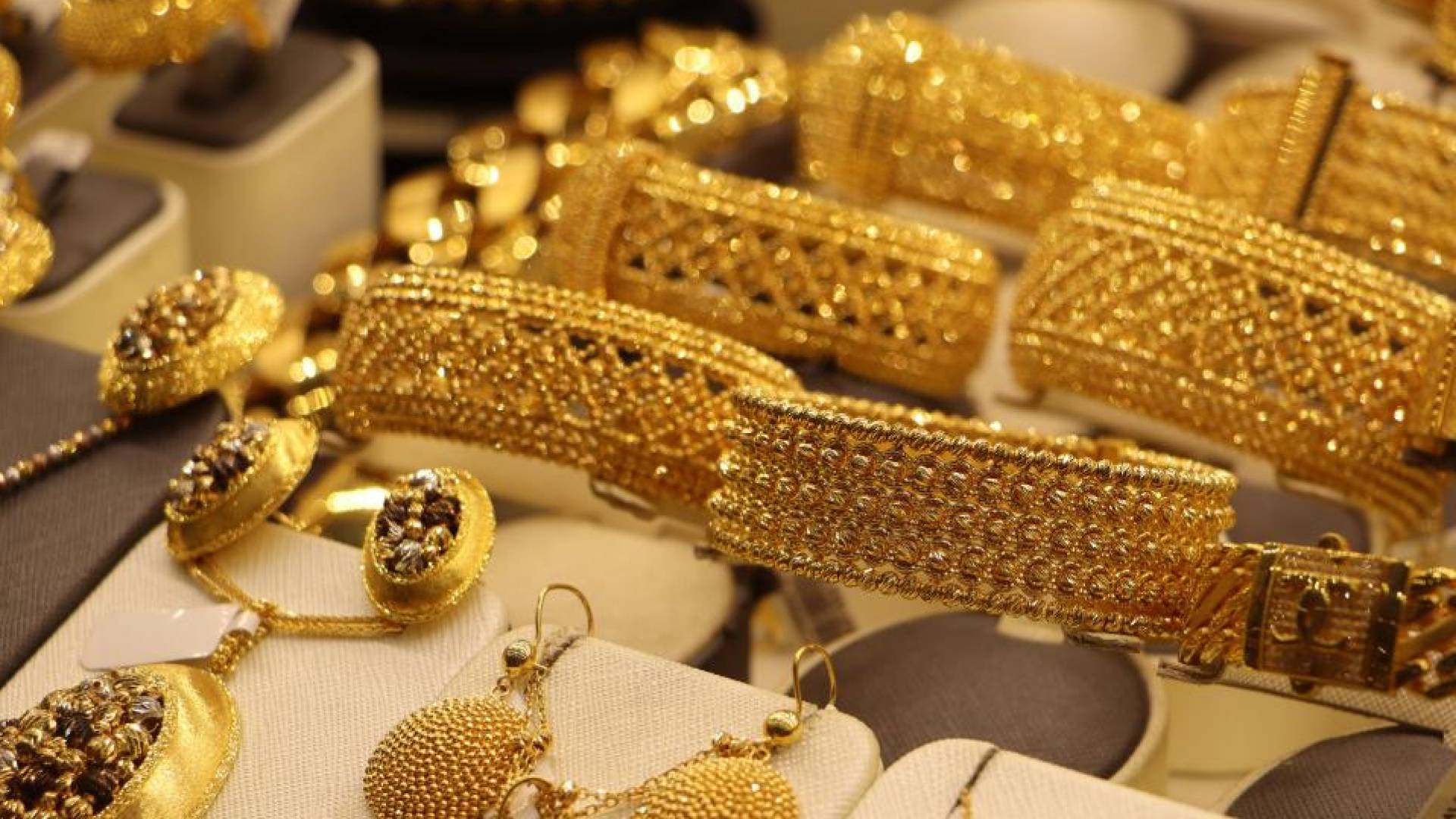 الذهب في الكويت يحافظ على "أرقام تاريخية".. عيار 24 يثبت فوق حاجز 50 دينارا