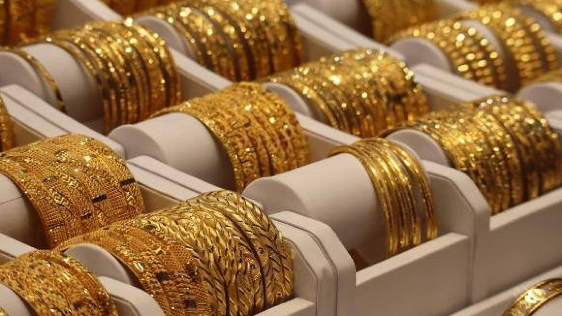 أسعار الذهب في السعودية الأربعاء ..عيار 21 يسجل 640 ريالا