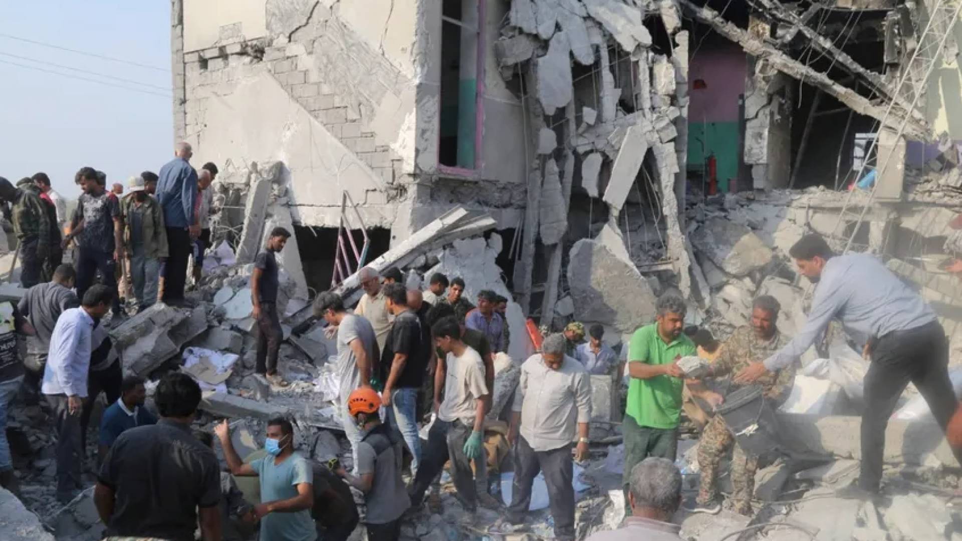 "سي بي إس": واشنطن قد تكون المسؤولة عن قصف مدرسة جنوبي إيران نتيجة معلومات خاطئة