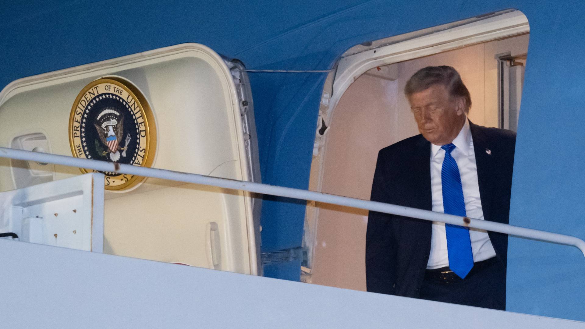 ترمب : إيران تريد إبرام صفقة وأنا لا أريد إبرامها لأن الشروط ليست جيدة بعد بما فيه الكفاية #عاجل 