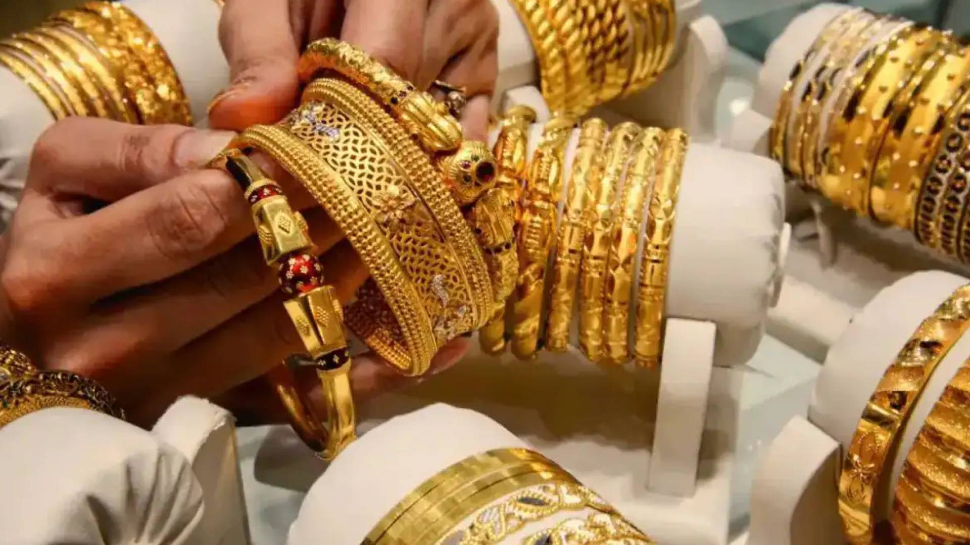 تراجع ملحوظ في أسواق الذهب الكويتية.. وعيار 21 يستقر عند 43.9 دينارا