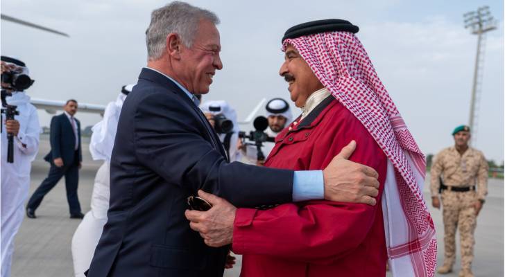 الملك عبدالله الثاني و ملك البحرين حمد بن عيسى آل خليفة