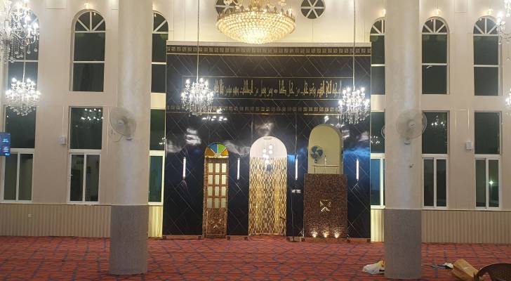 صورة لمسجد في الأردن من الداخل