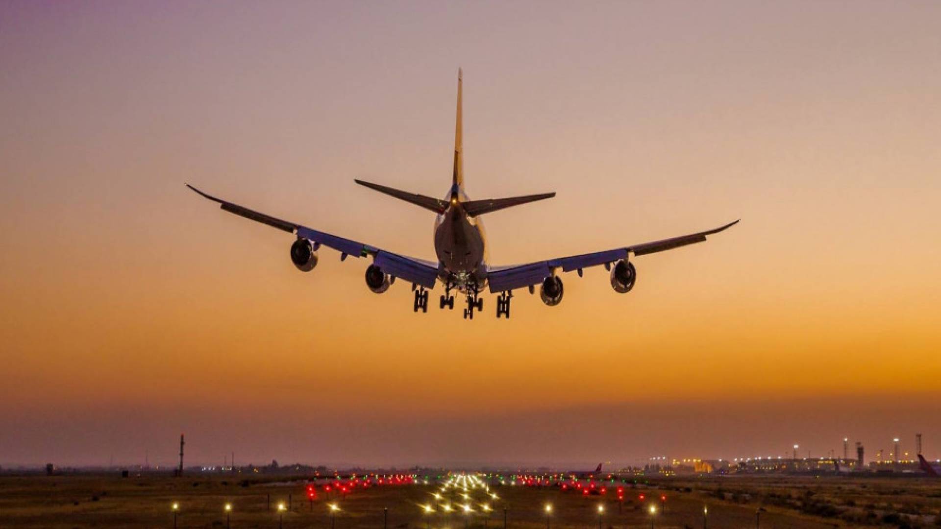 استئناف تدريجي للرحلات في مطار عمان والمطارات الرئيسية في الإمارات