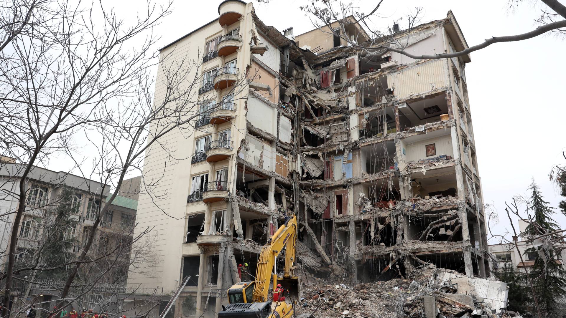 إيران تحظر على فرقها الرياضية السفر إلى دول "معادية"