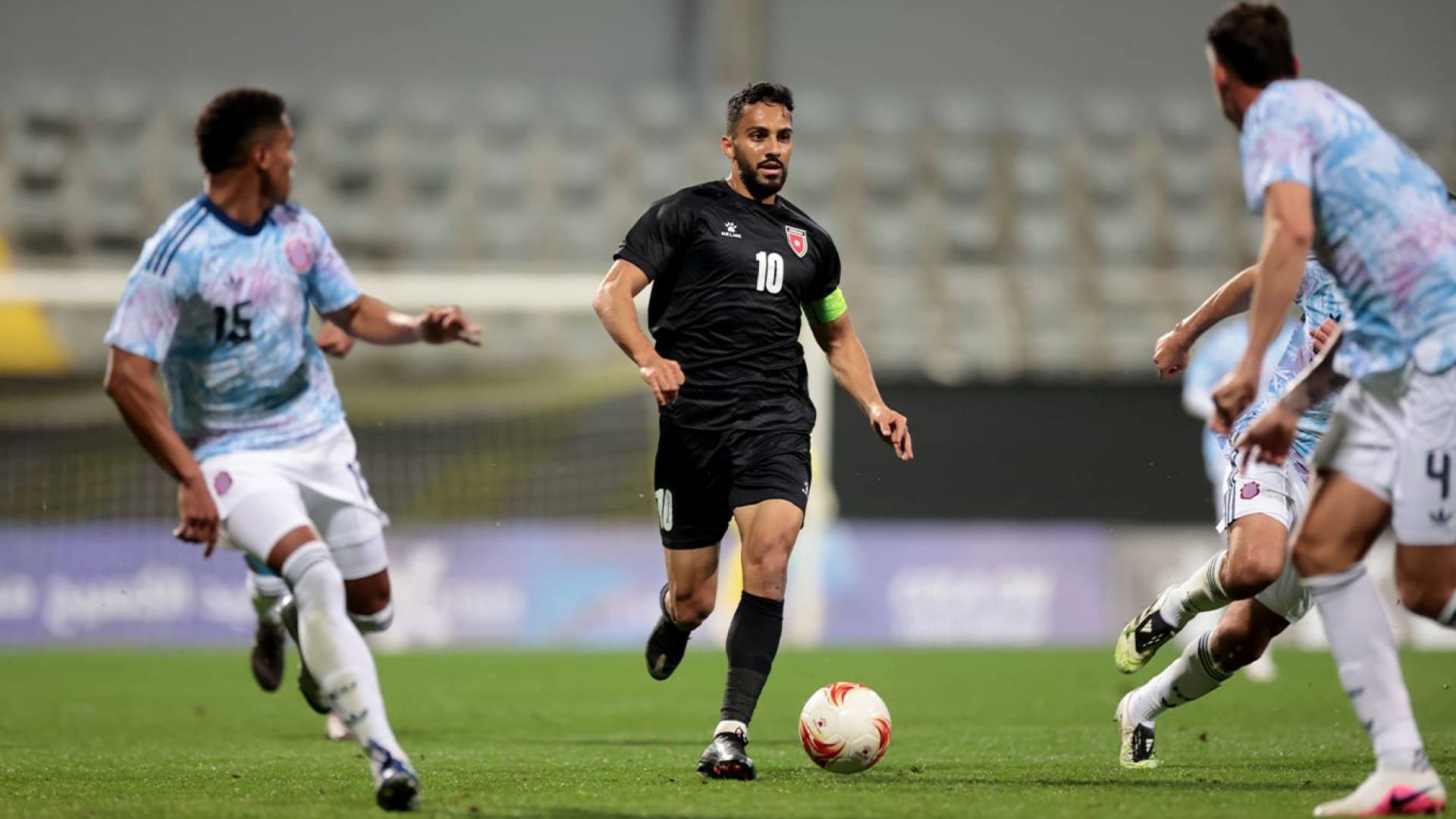 شهادات عربية بـ "النشامى": حصان المونديال الأسود القادر على قهر المستحيل