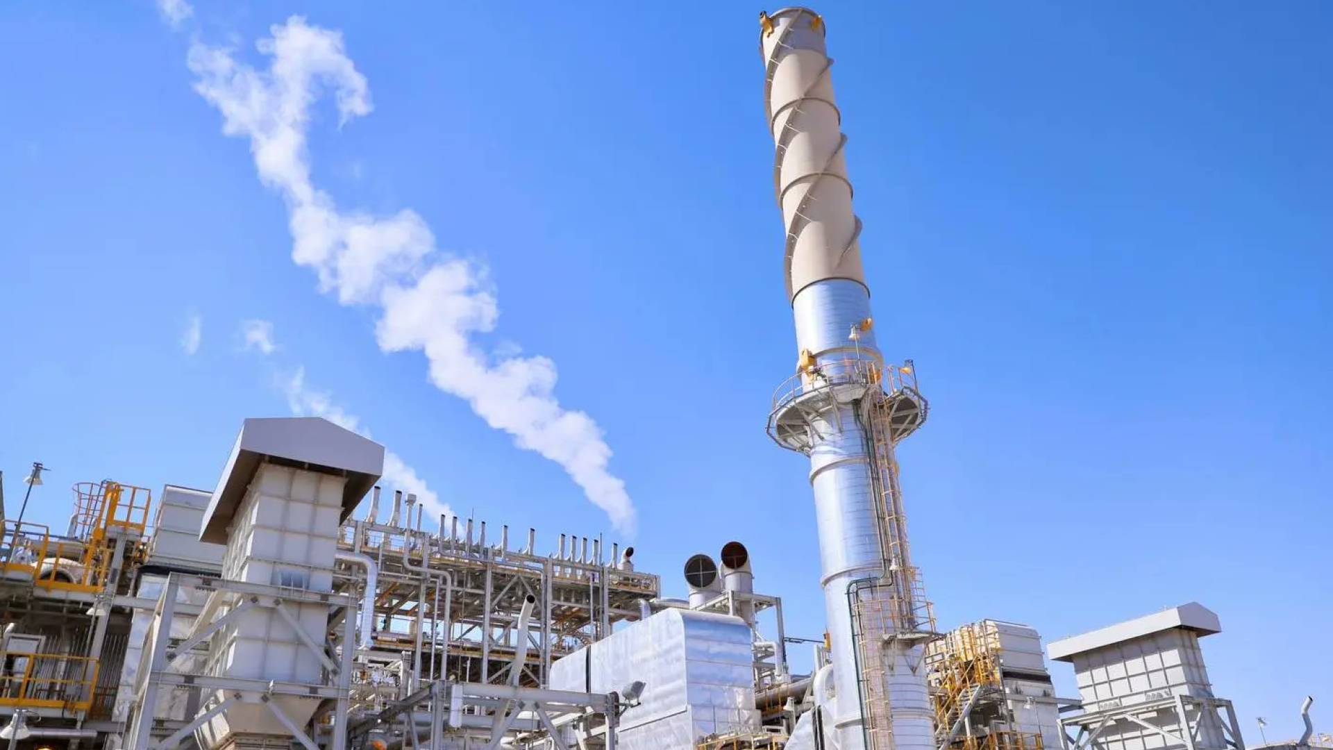 بنزين الحرب يشعل الأسواق.. الديزل والغاز في أوروبا يسجلان أعلى مستوياتهما منذ 2022