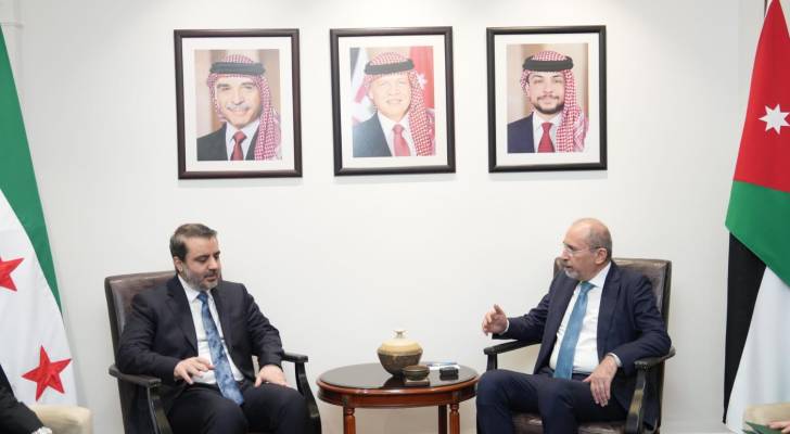 وزير الخارجية أيمن الصفدي ونظيره السوري أسعد الشيباني
