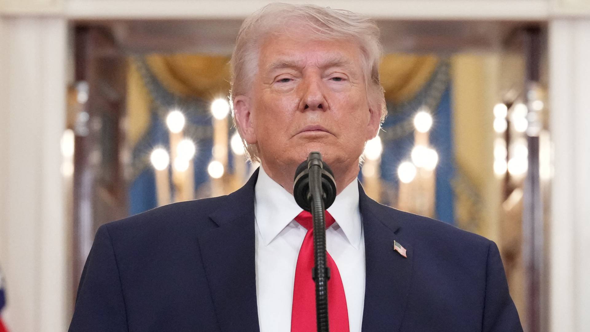 ترمب يهدد بـ "نسف كل شيء" في إيران إذا فشل الاتفاق خلال أيام #عاجل 