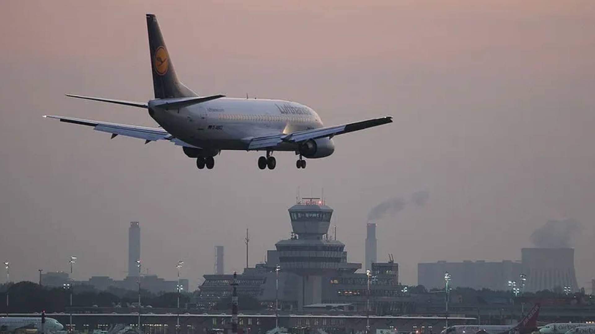 هيئة الطيران الأوروبية تمدد حظر الرحلات إلى الشرق الأوسط حتى 24 أبريل #عاجل 