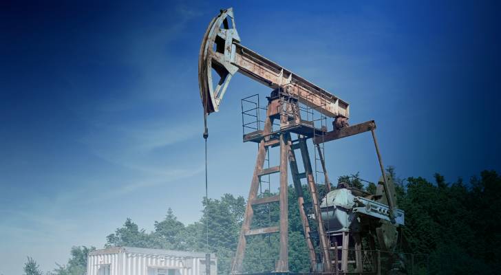 استخراج نفط - أرشيفية