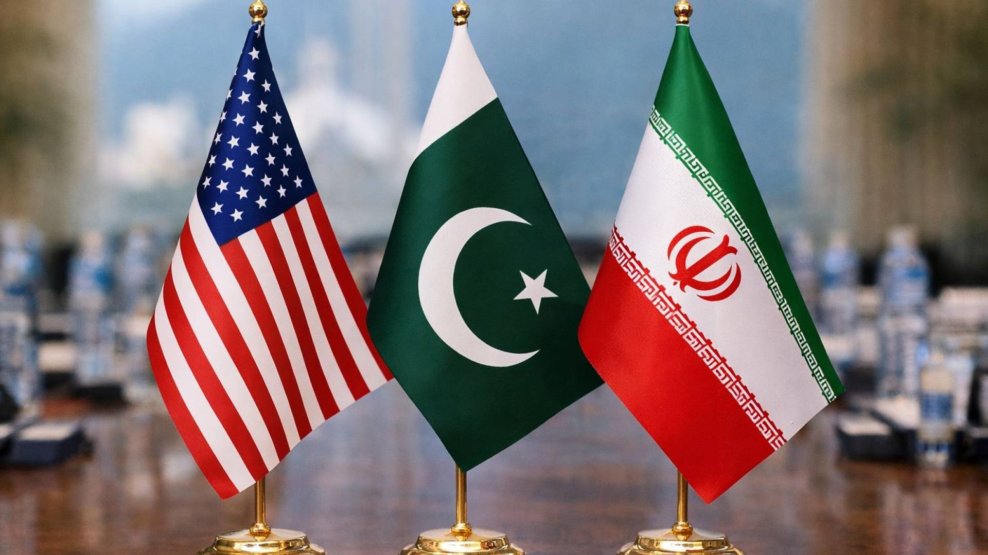 مقترح باكستاني لـ"دوريّات مشتركة" في هرمز.. وانتقال المفاوضات للمستوى "الثالث الرئيسي" #عاجل 