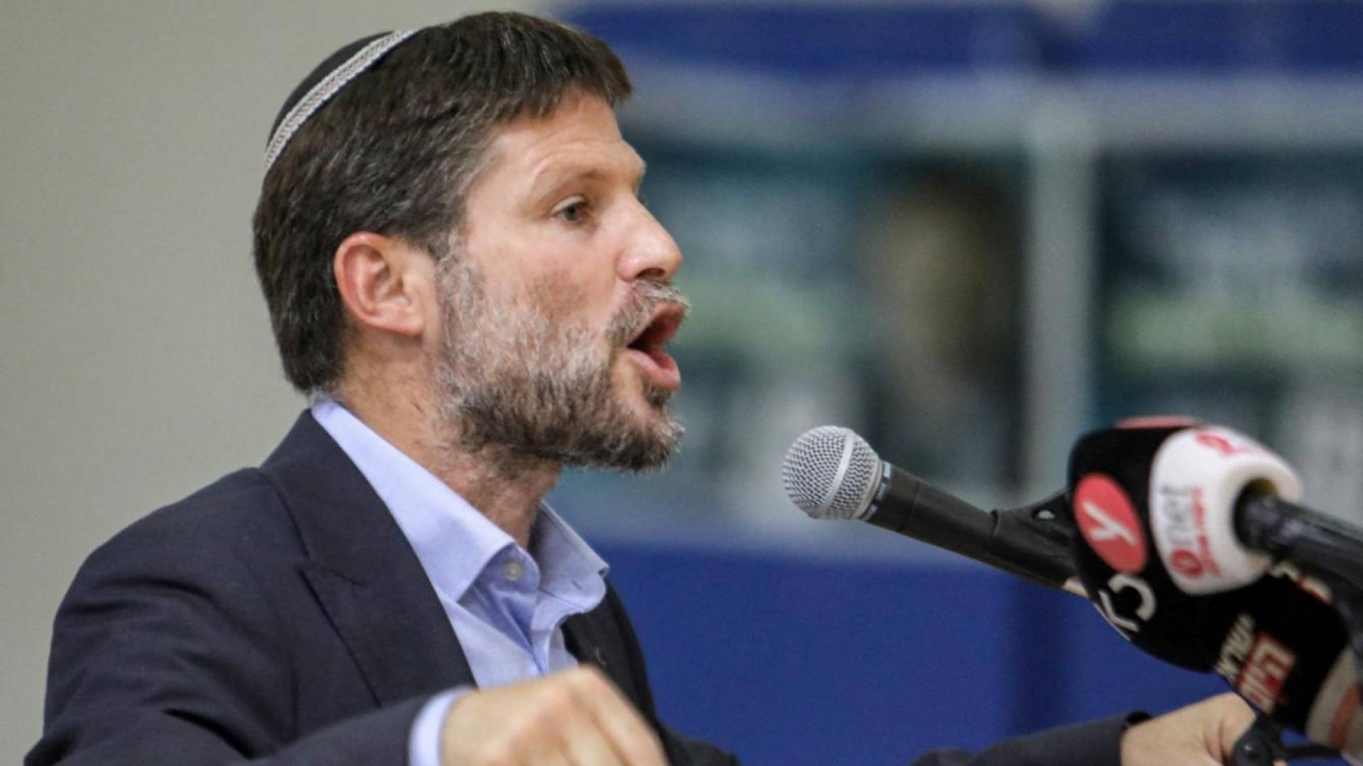 سموتريتش للمستشار الألماني: عليك أن تخفض رأسك وتعتذر ألف مرة باسم ألمانيا #عاجل 