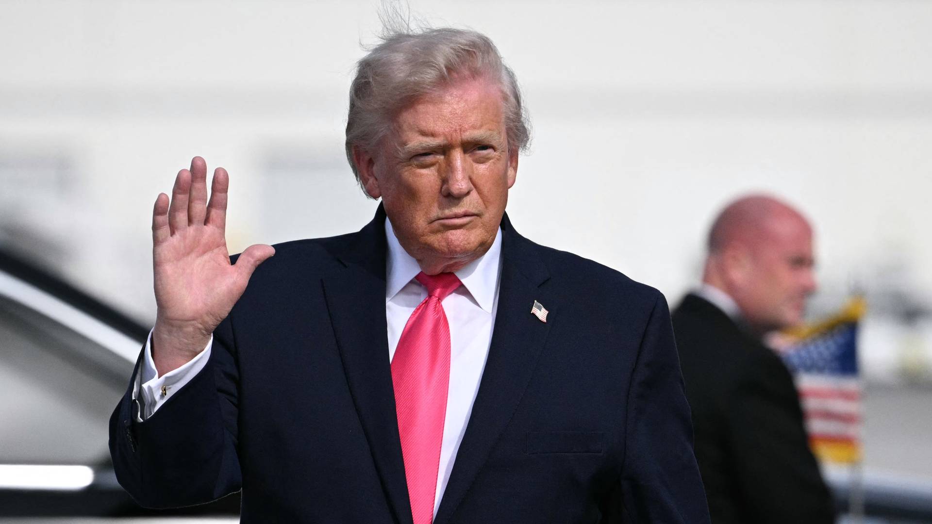 فايننشال تايمز: ترمب لن يشارك في القمة الفرنسية البريطانية الجمعة لوضع خطة دولية لتأمين مضيق هرمز