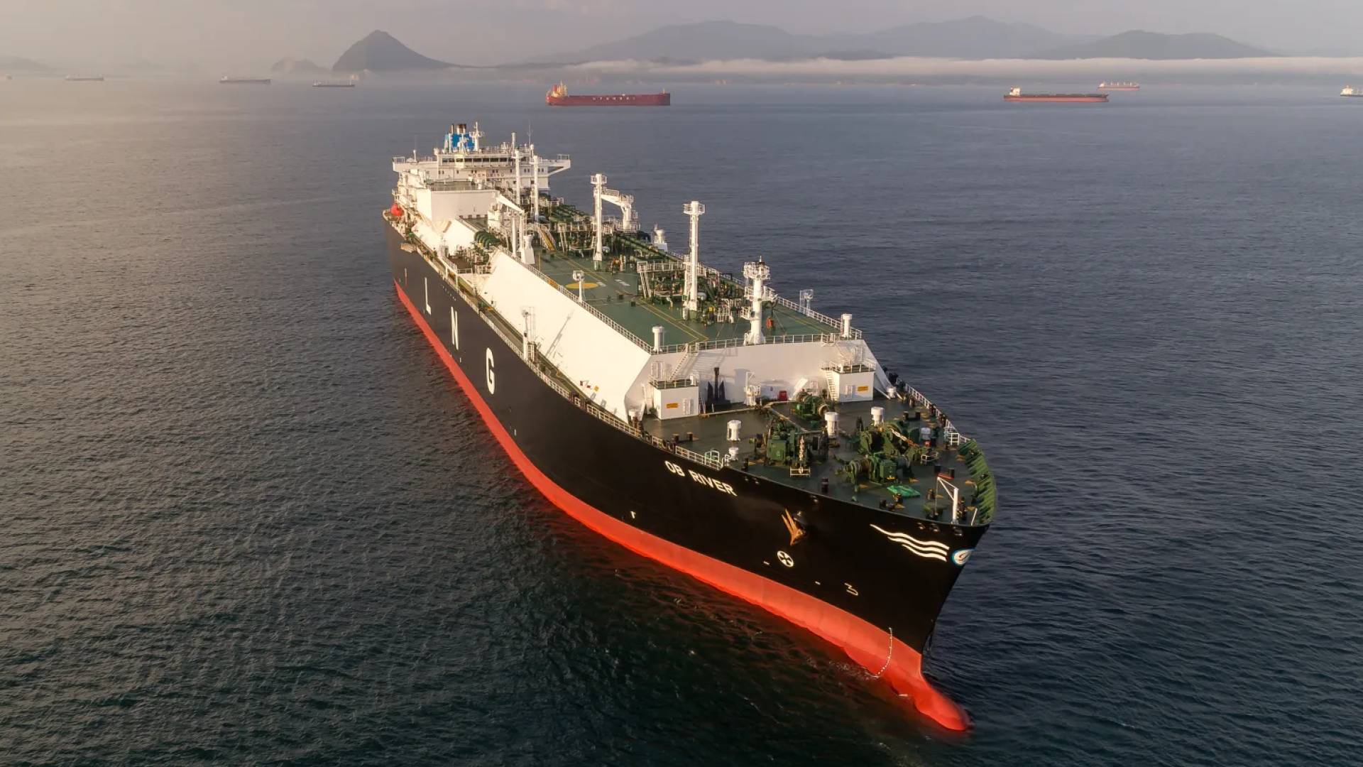 وول ستريت جورنال: أمريكا توسع الحصار البحري ليشمل أسطول الظل الإيراني #عاجل 