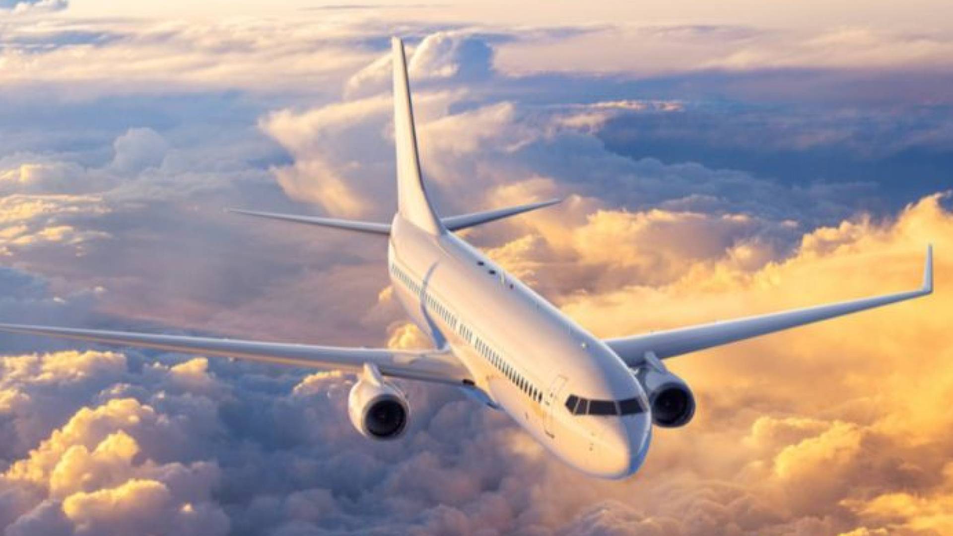 إيران تعلن إعادة فتح جزء من مجالها الجوي واستئناف حركة المطارات