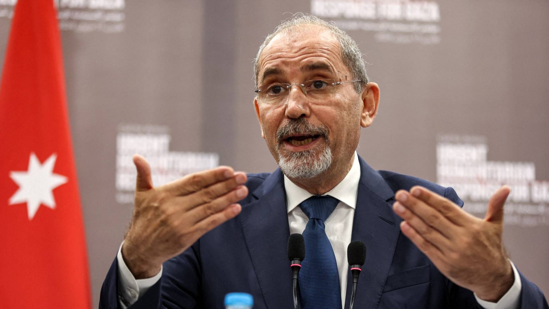 الصفدي من أنطاليا: لبنان يستحق الأمن.. ونرفض الاجراءات "الإسرائيلية" بالضفة