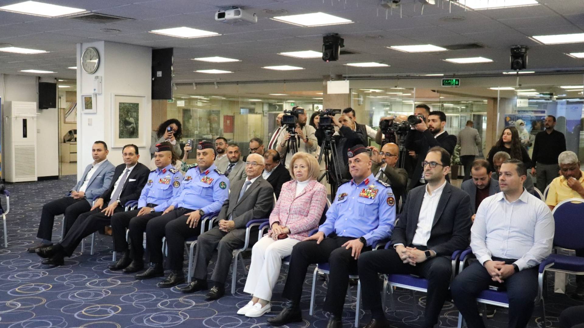 الأمن العام و"شومان" يوقعان اتفاقية لتطوير 17 مكتبة في مراكز الإصلاح والتأهيل #عاجل 