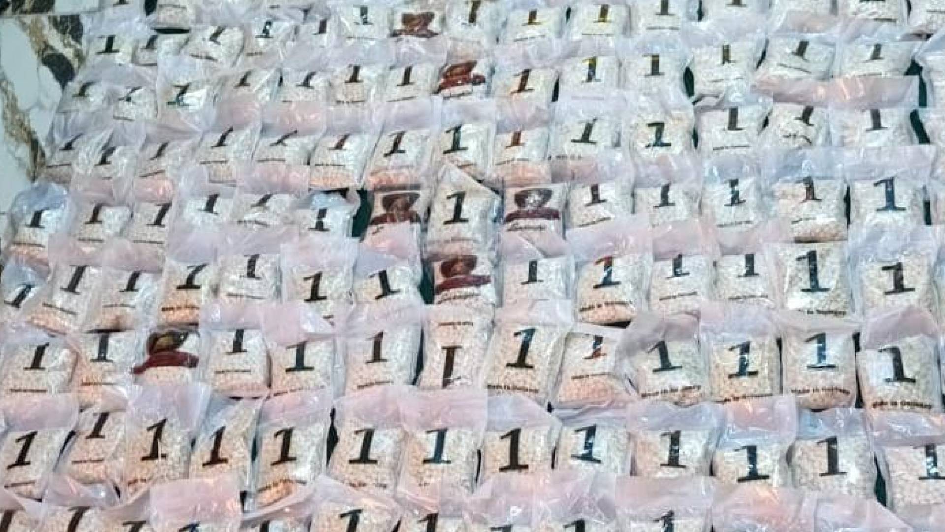 الجيش العربي: المنطقة العسكرية الشرقية تحبط ثلاث محاولات تهريب كمية كبيرة من المواد المخدرة بواسطة بالونات