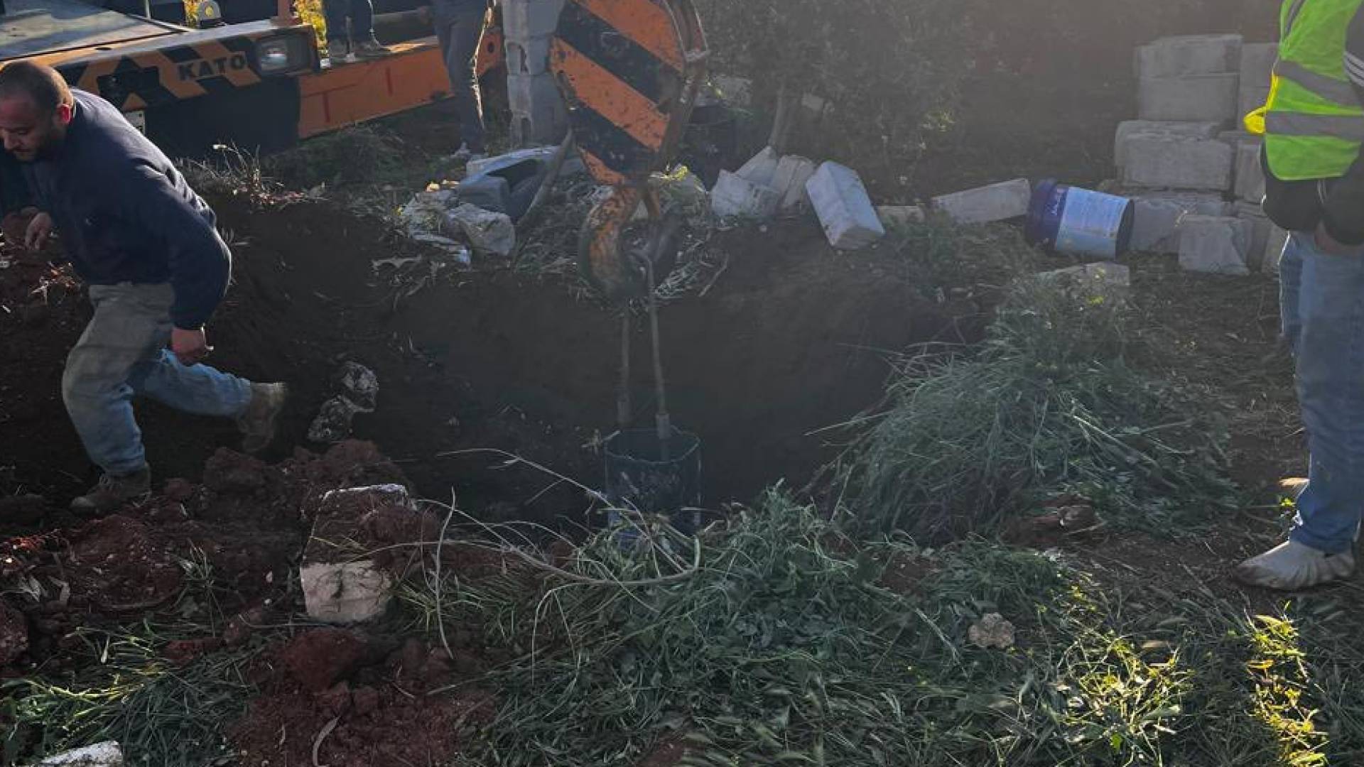 ردم بئر مخالفة بعمق 200 متر في الرمثا تبيع المياه بطريقة غير قانونية