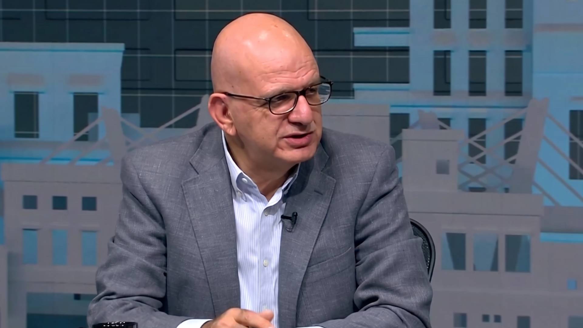 خبير لـ "نبض البلد": غياب العلامات الأرضية في عمان يثير التساؤلات حول دقة مخالفات السير