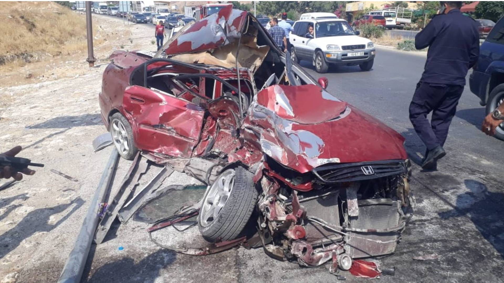 مدير السير يطلق مبادرة "الطريق يختبر حكمتك، لا مهارتك" بعرض حطام الحوادث