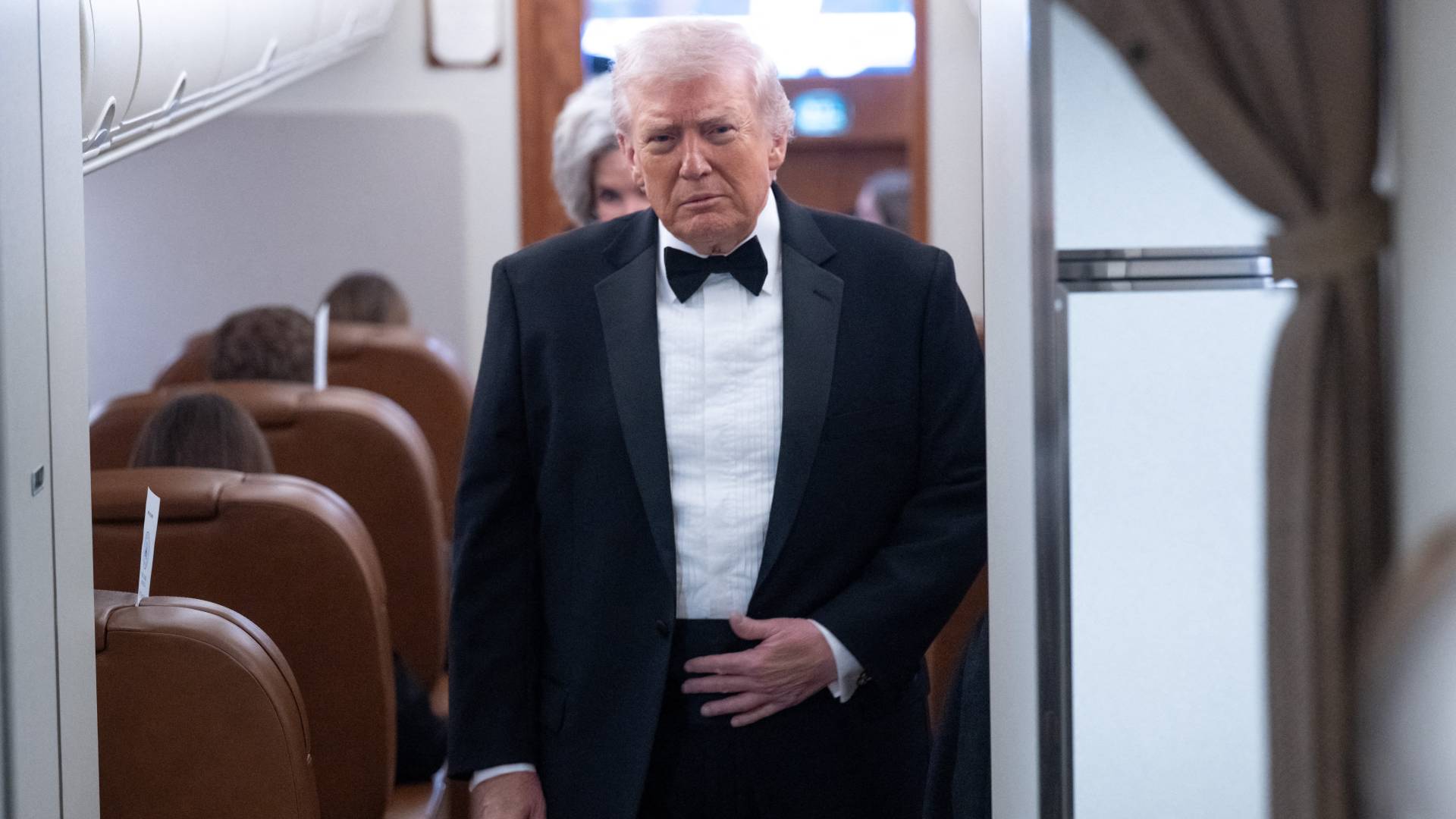 ترمب: الجانب الإيراني يرغب في إبرام صفقة وهناك اتصالات تجري معه 