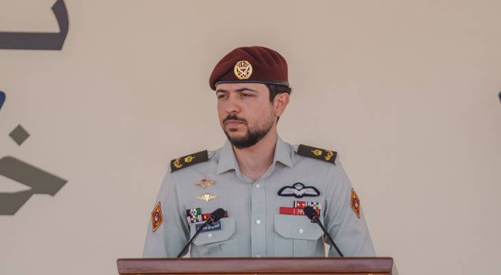 ولي العهد خلال تخريج خدمة العلم