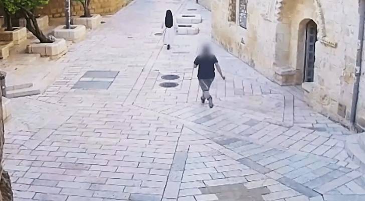 سلطات الاحتلال تعلن القبض على ثلاثيني بتهمة الاعتداء على راهبة في القدس المحتلة