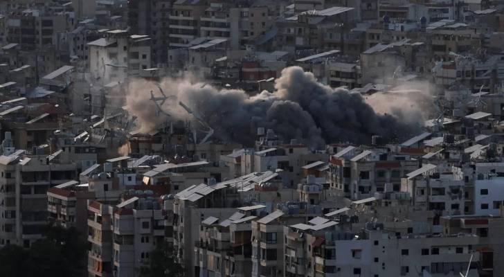 دمار إثر ضربات اسرائيلية على مناطق في لبنان
