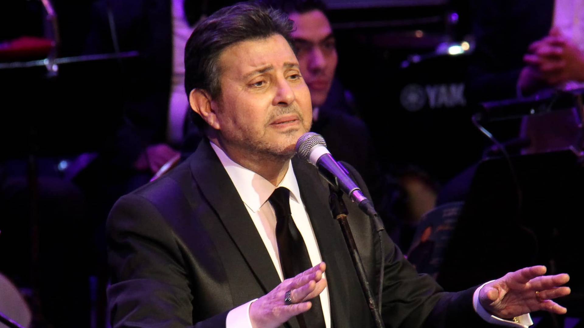 وفاة "أمير الغناء العربي" هاني شاكر في باريس بعد صراع مرير مع المرض