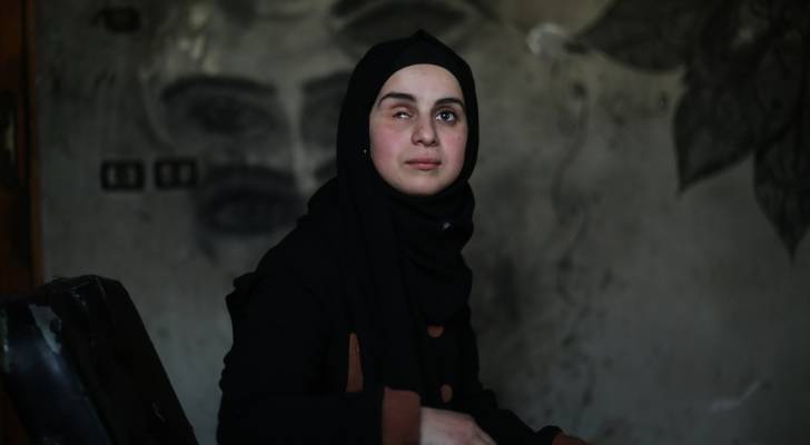 الفنانة التشكيلية أريج السعافين