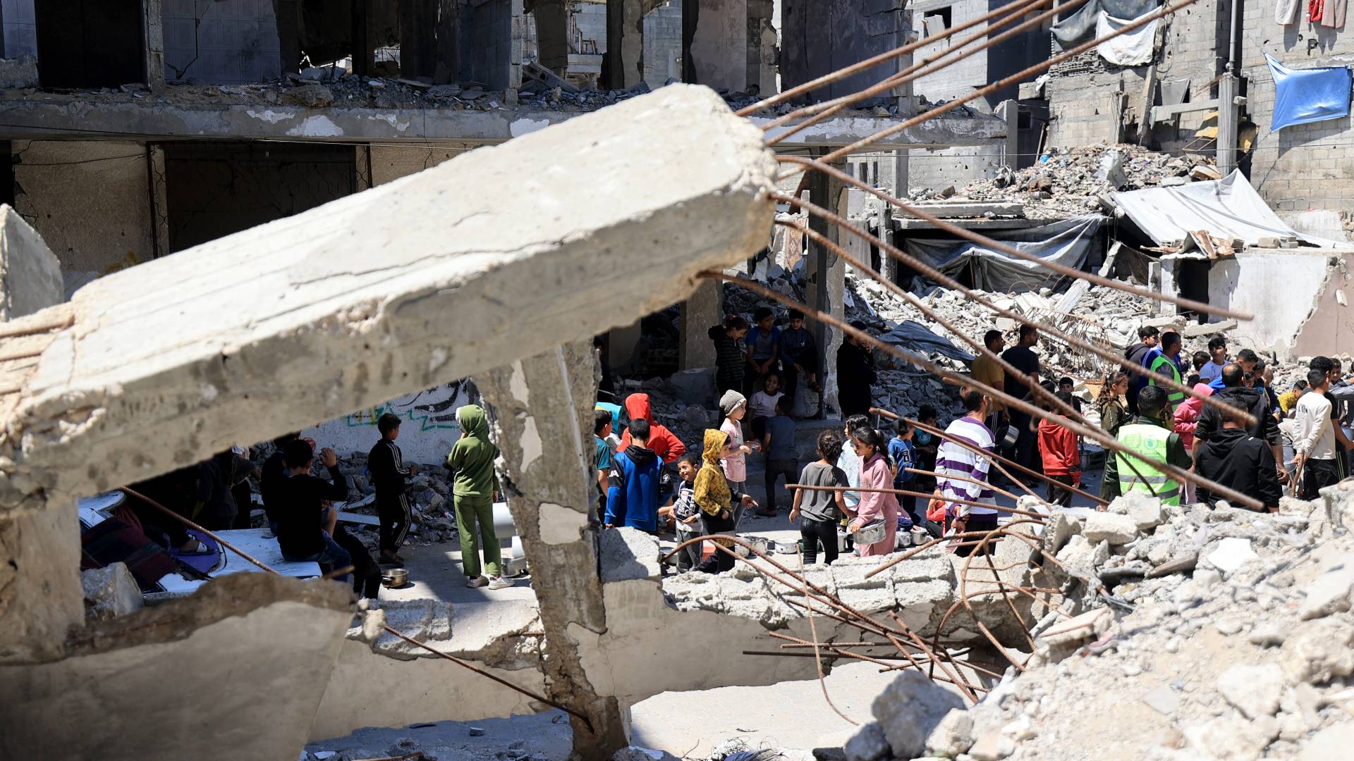 صحة غزة: 4 شهداء و16 إصابة في القطاع خلال 24 ساعة جراء غارات جيش الاحتلال