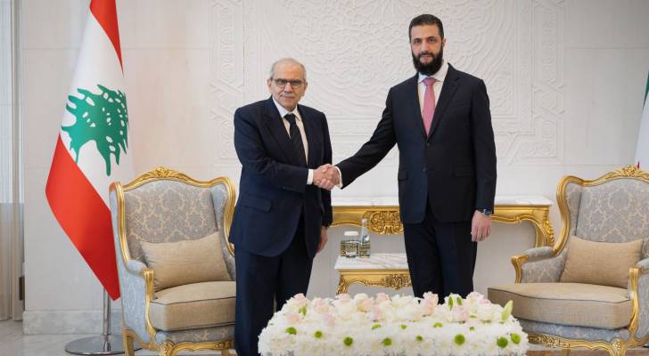 الرئيس السوري أحمد الشرع ورئيس الحكومة اللبنانية نواف سلام