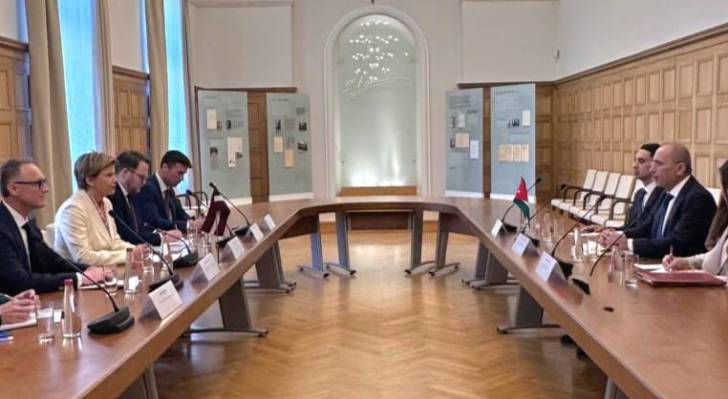 وزير الخارجية أيمن الصفدي والرئيس لاتفيا رانكيفيتش