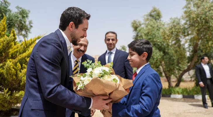 ولي العهد يلتقي وجهاء وممثلين عن عشائر العجارمة