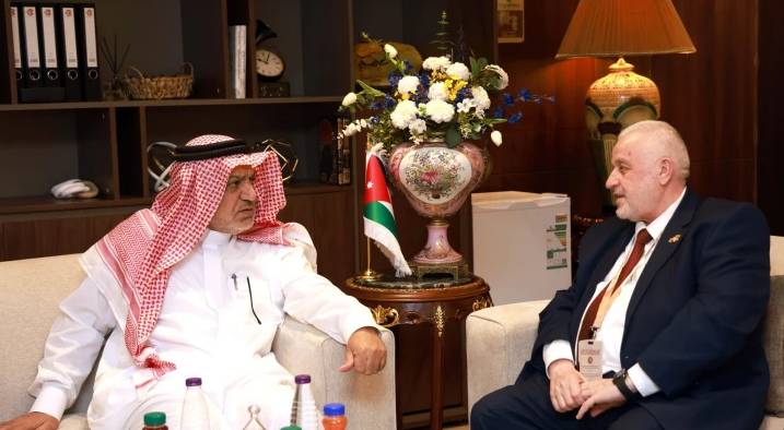 وزير الأوقاف السوري يزور مقر بعثة الحج الأردنية في مكة المكرمة