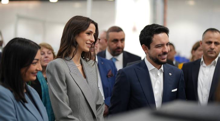 ولي العهد والأميرة رجوة يزوران أحد أكبر مراكز التدريب الصناعي والمهني في ألمانيا