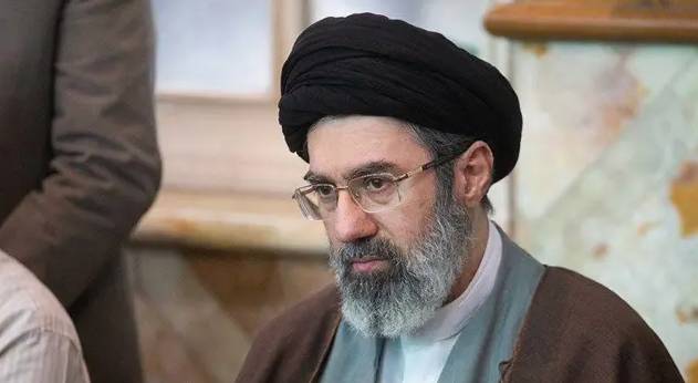 المرشد الإيراني مجتبى خامنئي